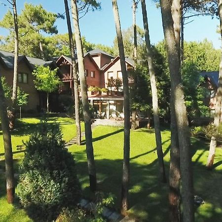 Villa Refugio del Bosque Carilo Esterno foto